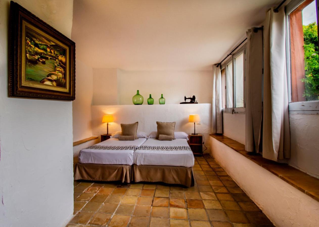 S'Hostal D'เอสปอร์เลส ภายนอก รูปภาพ