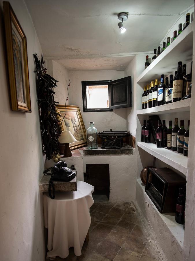 S'Hostal D'เอสปอร์เลส ภายนอก รูปภาพ