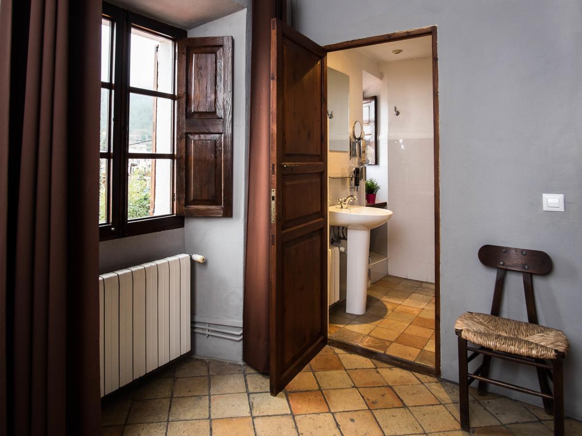 S'Hostal D'เอสปอร์เลส ภายนอก รูปภาพ